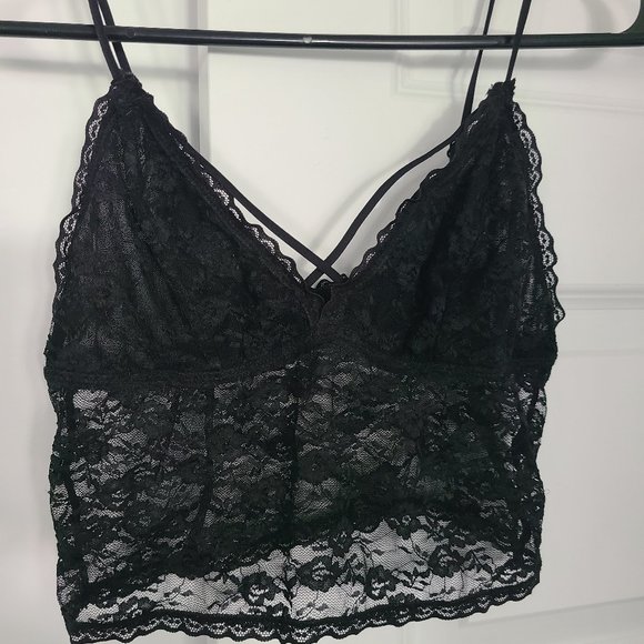 Blacklace top - Picture 1 of 2